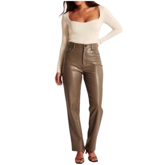 Abercrombie & Fitch The 90s Straight Ultra High Rise Vegan Leather Pants Size 27 - Picture 2 of 6